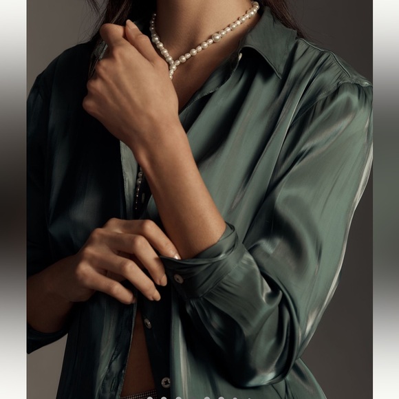 By Anthropologie Silky Iridescent Buttondown Shirt - Picture 4 of 6